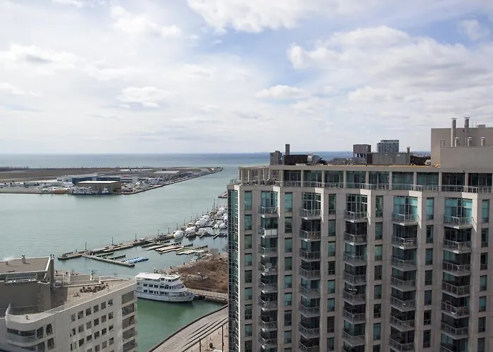 Glen Grove At Maple Leaf Aparthotel Toronto